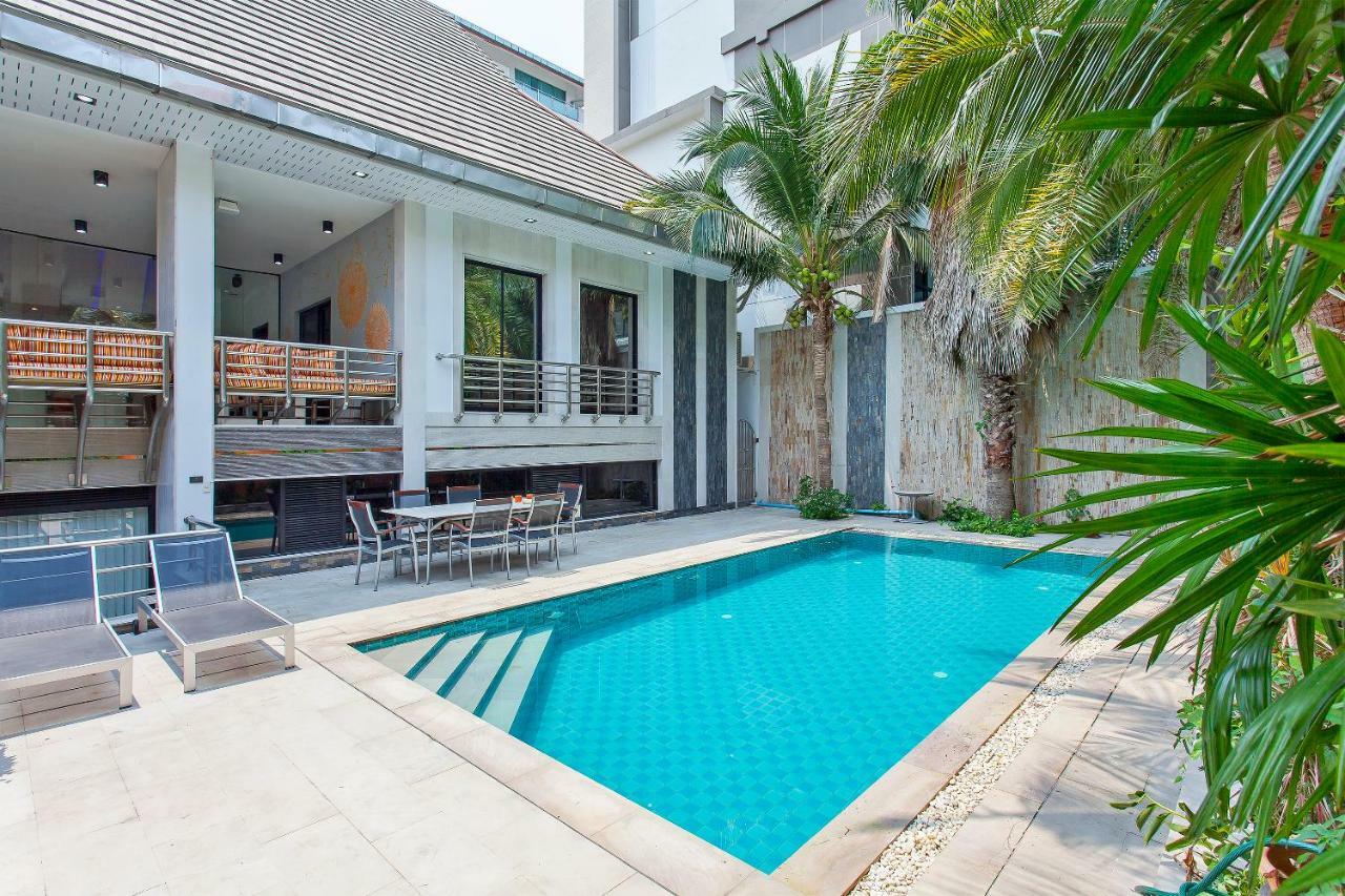 Royale Grand Villa Патая Екстериор снимка